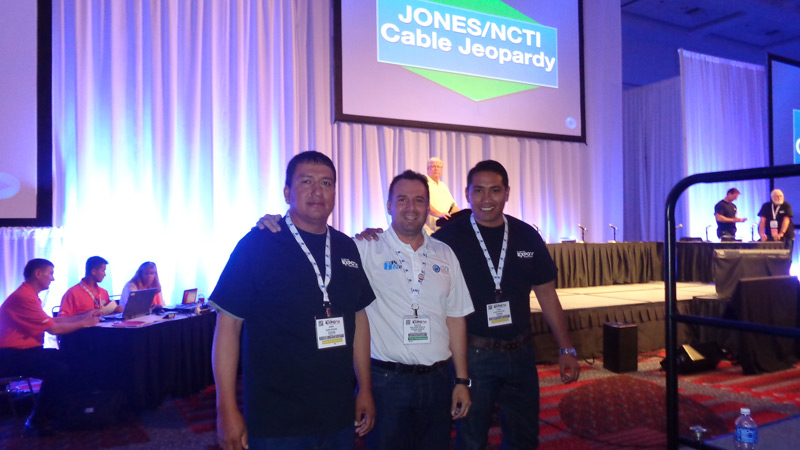 From Left to Right (De izquierda a derecha): Juan Alberto Rojas – Rolando Barja – Juan Silvestre Bolivar, from COTAS Ltda.